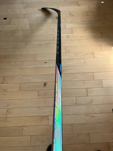 (New) Senior Bauer Nexus Tracer Right Handed Hockey Stick P88 70 Flex