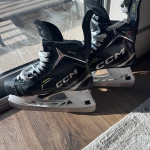 2024 CCM Tacks XF 80 Hockey Skates Regular Width 10 (Used)