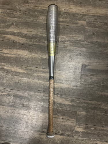 Easton Bat (-6) 25 oz 31" (Used)