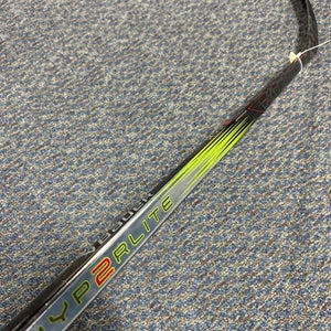 Intermediate Bauer Hyperlite 2 Hockey Stick Right Handed P92 (Used)