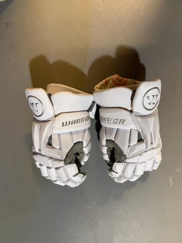 Warrior Burn Lacrosse Gloves Large (Used)