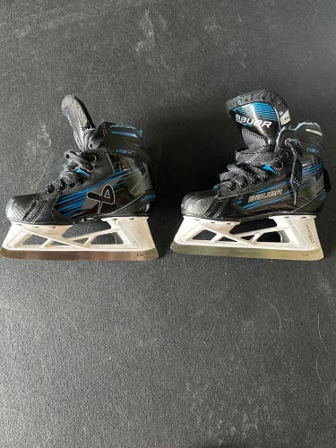 Bauer GSX Hockey Goalie Skates Regular Width Size 1 (Used)
