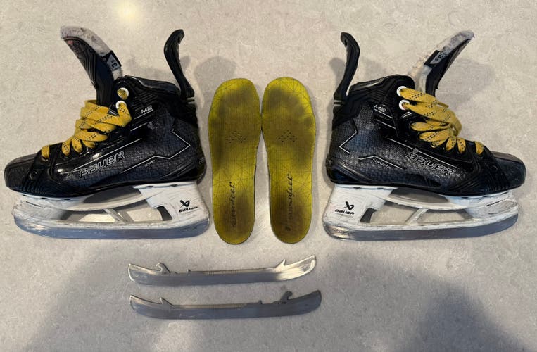 2024 Bauer Youth Supreme M50 Pro Hockey Skates Regular Width Size 3.5 (Used) with extra steel
