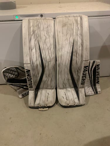 34" Vaughn Ventus SLR Pro Carbon Pro Goalie Leg Pads (Used)