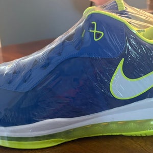 Men's Size M 10.5 (W 11.5) Nike Shoes (New)