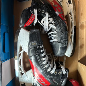 2023 CCM JetSpeed FT6 Pro Hockey Skates Regular Width 9.5 (Used)
