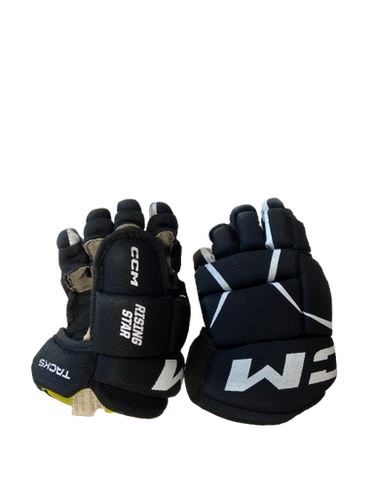 Used CCM Youth Gloves Black 9" 11472-S000142871
