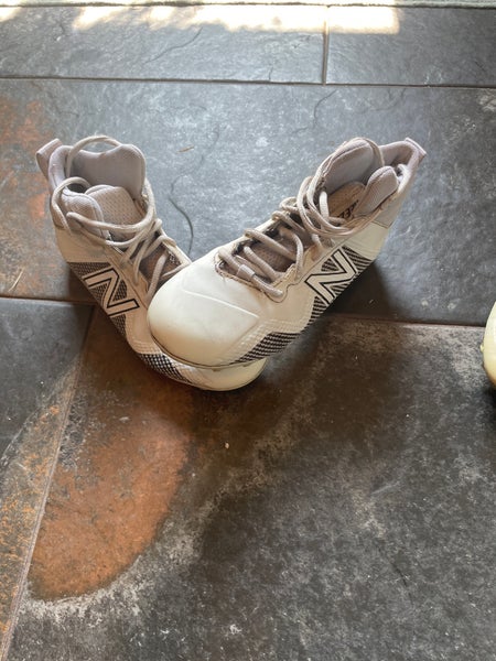 Youth Cleats (Football / Lacrosse)