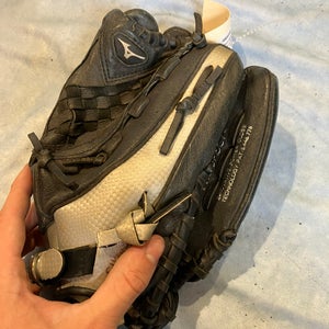Black Mizuno Power Close RH Baseball Glove 10.5" (Used)
