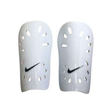 Used Nike Soccer Shin Guards Adult White LG 11760-S000080712
