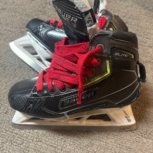 Bauer Elite Hockey Goalie Skates Size 3.5 EE (Used)