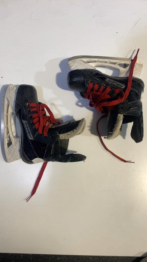 Bauer (Used) Intermediate Junior Size 1 Hockey Skates
