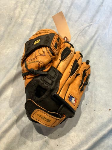 Brown Wilson Ez Catch LH Baseball Glove 10.5" (Used)