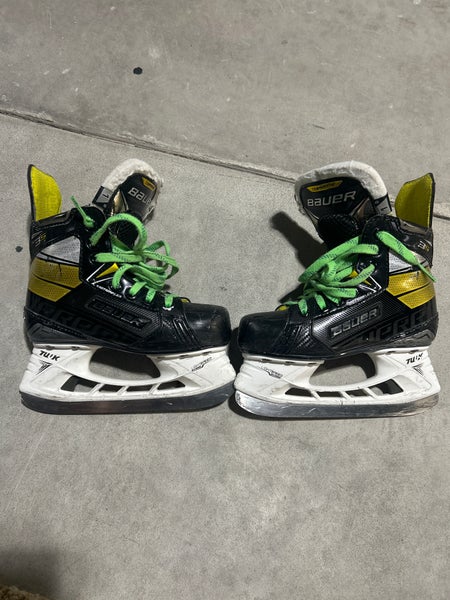 Bauer Supreme 3S Pro Hockey Skates Regular Width Size 1 (Used)