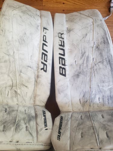 30" Bauer One.7 Goalie Leg Pads (Used)