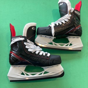Intermediate CCM JetSpeed FT455 Hockey Skates Regular Width Size 5 (New)