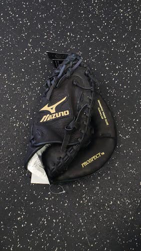 Used Mizuno GXC 112 BB/SB Catchers RH Throw Black 31 1/2" 11849-S000030830