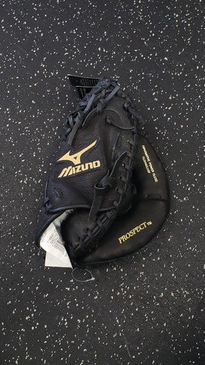 Used Mizuno GXC 112 BB/SB Catchers RH Throw Black 31 1/2" 11849-S000030830