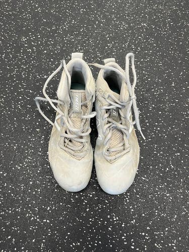 Used New Balance LAX Cleats Boys Grey Junior 04 11849-S000030820