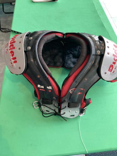 Large Youth Riddell Shoulder Pads (Used)