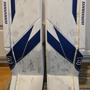 30+1" Warrior Ritual G7 Goalie Leg Pads JR (Used)
