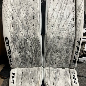 34" True L20.2 Goalie Leg Pads (Used)
