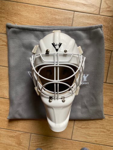 Victory V6 Goalie Mask Large