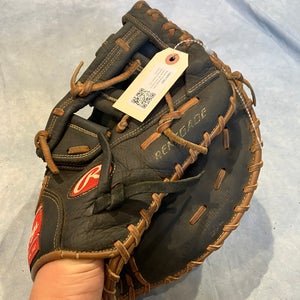 Black Rawlings Renegade RH First Base Softball Glove 13" (Used)
