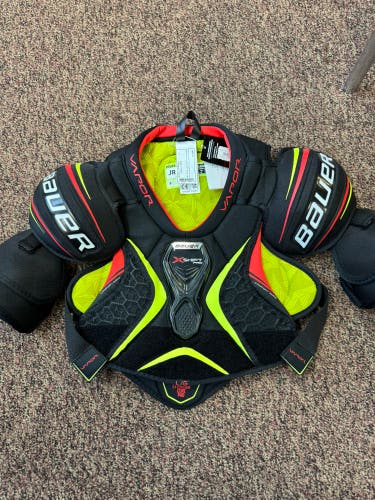 Large Junior Bauer Vapor Shift Pro Shoulder Pads (New)