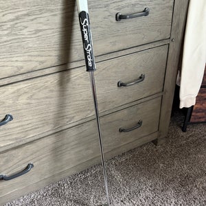 Silver Men's Scotty Cameron Special Select Newport 2.5 Blade Right Handed Putter Uniflex (Used)