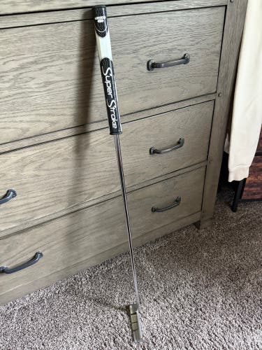Silver Men's Scotty Cameron Special Select Newport 2.5 Blade Right Handed Putter Uniflex (Used)