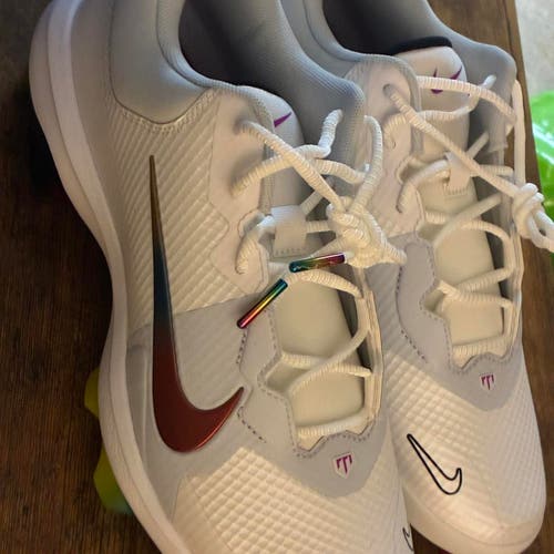 Men's Size M 10.0 (W 11.0) Adult Nike Force Zoom Trout 9 Elite Low Top (New)