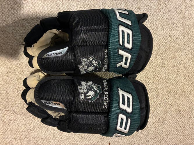 Bauer Vapor Pro Team Gloves 14" Pro Stock (Used)
