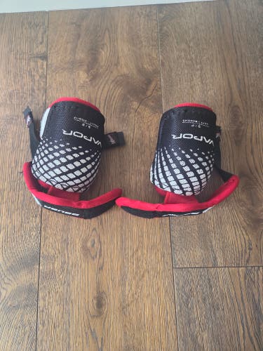 Youth Small Bauer Vapor 1X Elbow Pads (Used)