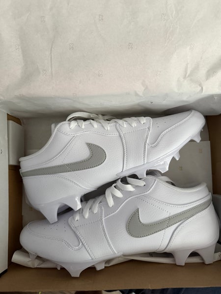 Men's Size M 11.0 (W 12.0) Jordan Molded Cleats (New)