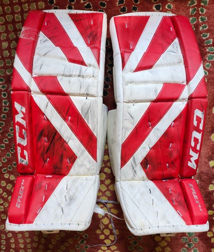 31" CCM Extreme Flex E5.9 Goalie Leg Pads Red 31+1 (Used)