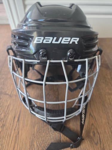Youth Bauer Prodigy Helmet with cage (Used)