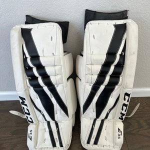 22"  CCM Extreme Flex E3.5 Goalie Leg Pads (Used)