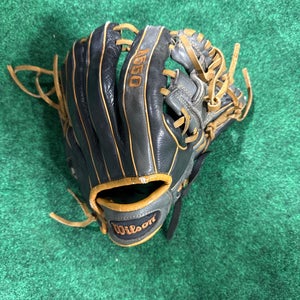 Gray& Black Wilson A550 RH Infield Baseball Glove 11" (Used)