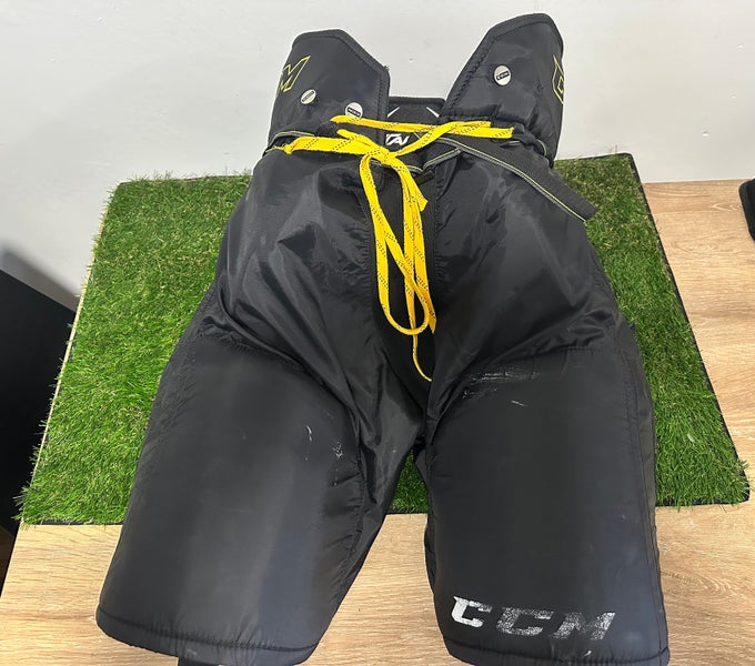 XL Senior CCM Tacks Hockey Pants (Used)