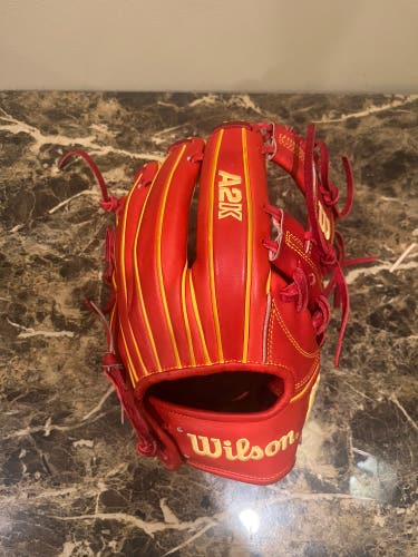 2021 Wilson A2K RH Infield Baseball Glove 11.5" (Used)
