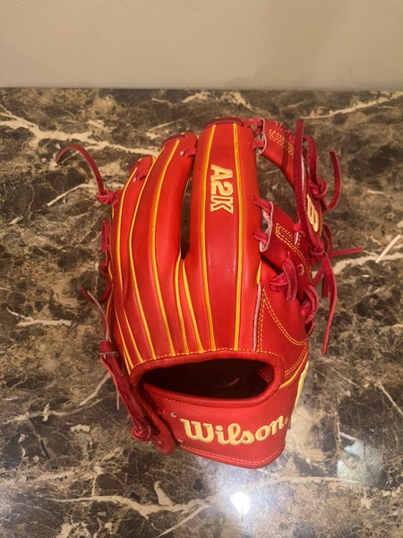 2021 Wilson A2K RH Infield Baseball Glove 11.5" (Used)
