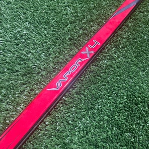 Senior Bauer Vapor X4 Hockey Stick Right Handed P28 (New) 77 FLEX