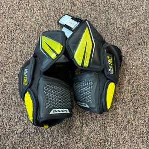 Senior Medium Bauer Supreme Ultrasonic Elbow Pads (New)