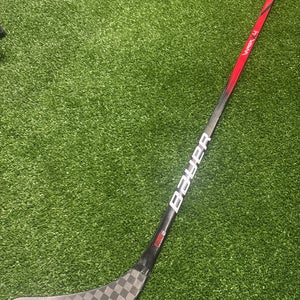 Senior Bauer Vapor X4 Hockey Stick Right Handed P92 (New) 77 FLEX