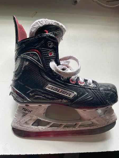 2024 Bauer Vapor X LTX Pro Hockey Skates Size 1.5 (Used) 2 sets of blades