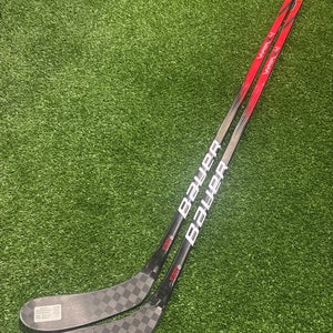 Senior Bauer Vapor X4 Hockey Stick 70 Flex Right Handed P28 (New) 2PACK