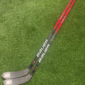 Senior Bauer Vapor X4 Hockey Stick 70 Flex Right Handed P28 (New) 2PACK