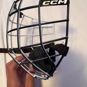 Small CCM FM580 (New)