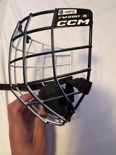 Small CCM FM580 (New)